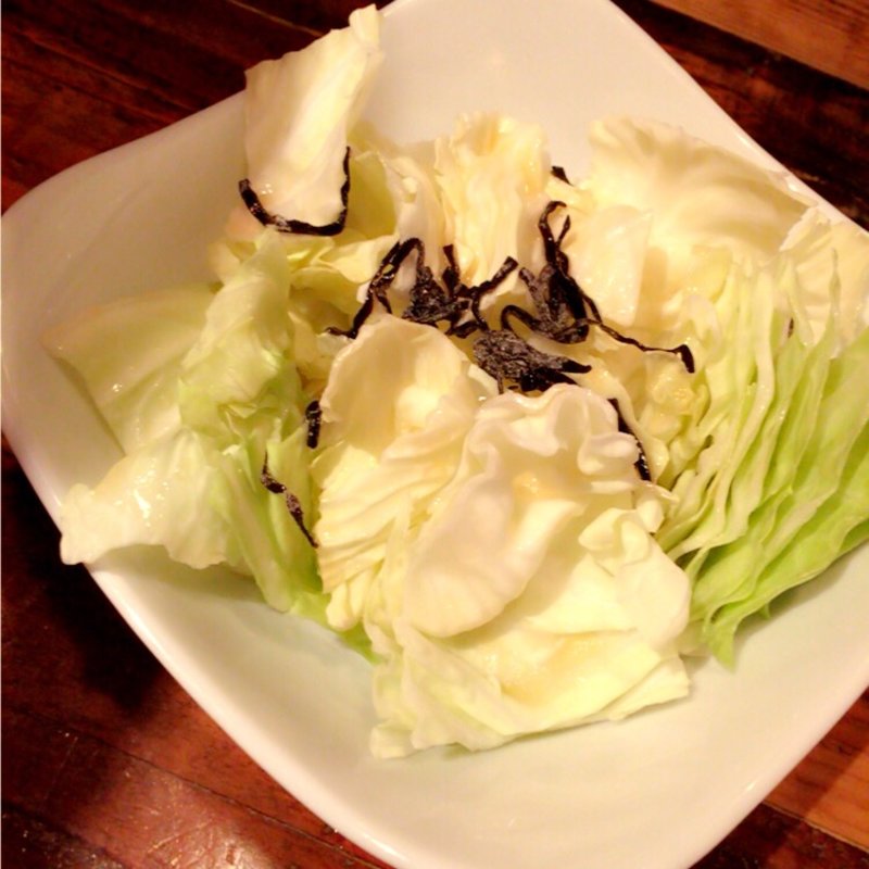 やみつきキャベツ(焼鳥ダイニング いただきコッコちゃん亀戸店)