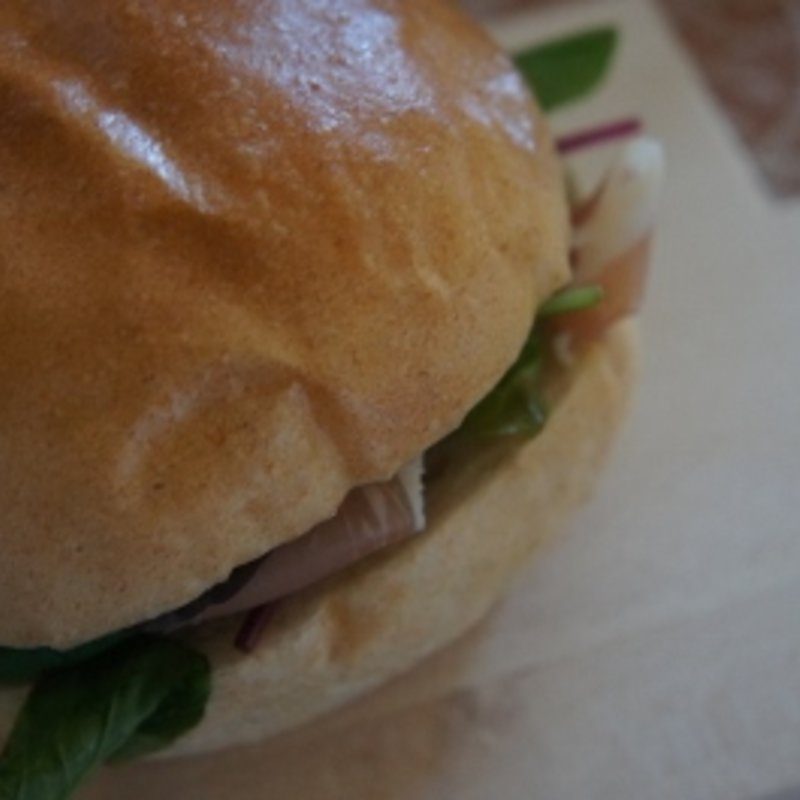 生ハムバーガー(スープとパンのお店「ピギー（Piggie）」)