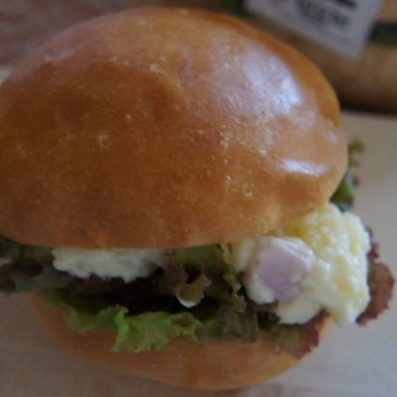 ポテサラバーガー(スープとパンのお店「ピギー（Piggie）」)