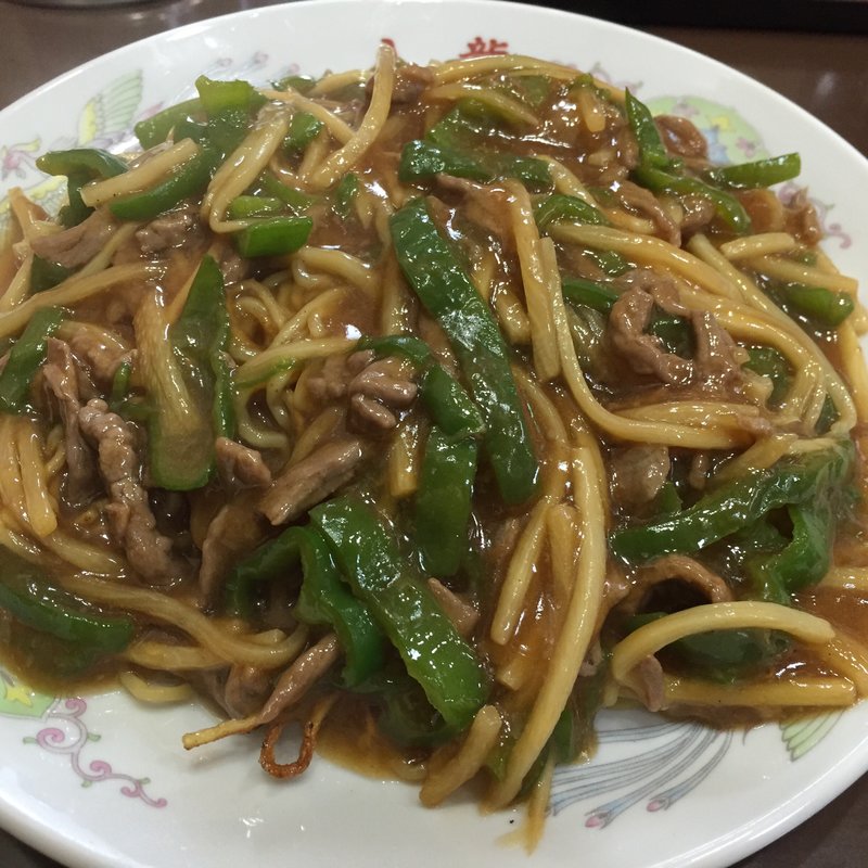 青椒牛肉絲焼きそば(八龍)
