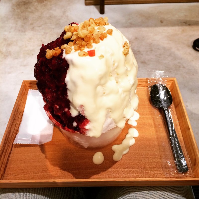 ミックスベリーとレアチーズヨーグルト(コビ コーヒー ボックス （COBI COFFEE box）)