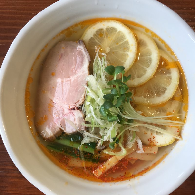 辛ねぎレモン塩ラーメン(麺処ぼたん 宇都宮本店)