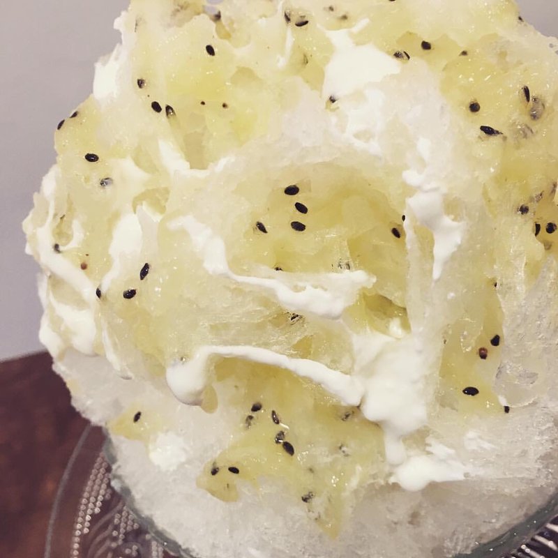 ゴールデンキウイかき氷(がるる氷 （GARuRu KO-RI）)