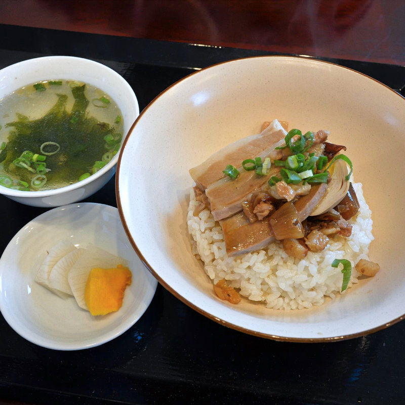 そぼろ丼セット(東方美食 （トウホウビショク）)