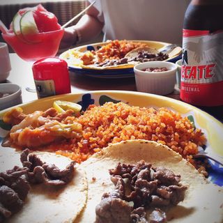 ランチプレート(ラ・カシータ （Ｌａ　Ｃａｓｉｔａ）)