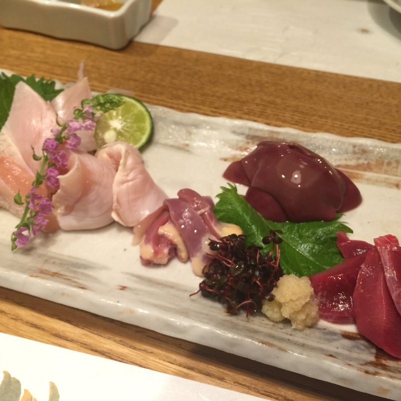 お造りの盛り合わせ(名古屋コーチン 一鳳にしき)