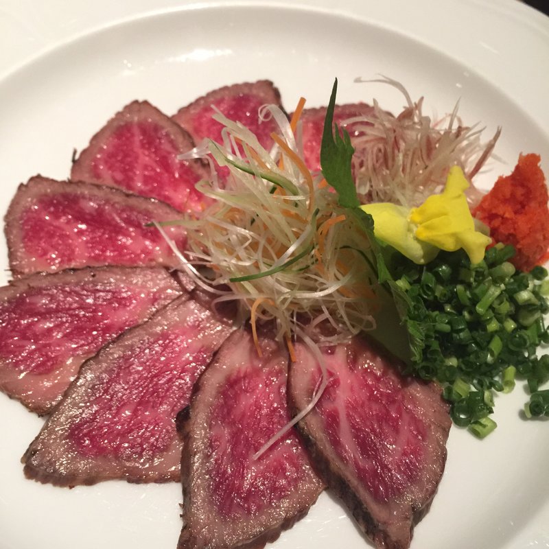 黒毛和牛のたたき(羅豚 ギンザ・グラッセ )