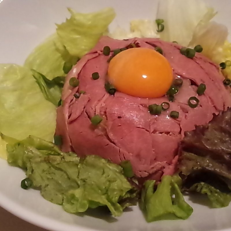 ローストビーフ丼(小麦や)