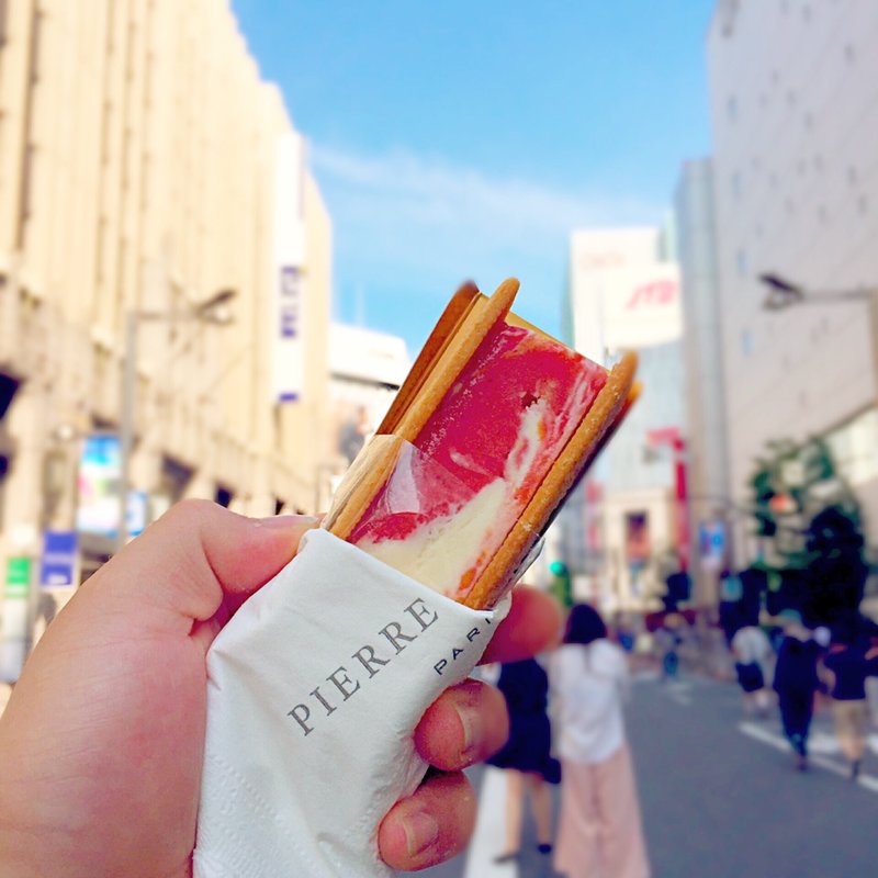 ミスグラグラ(ピエール・エルメ・パリ 青山)