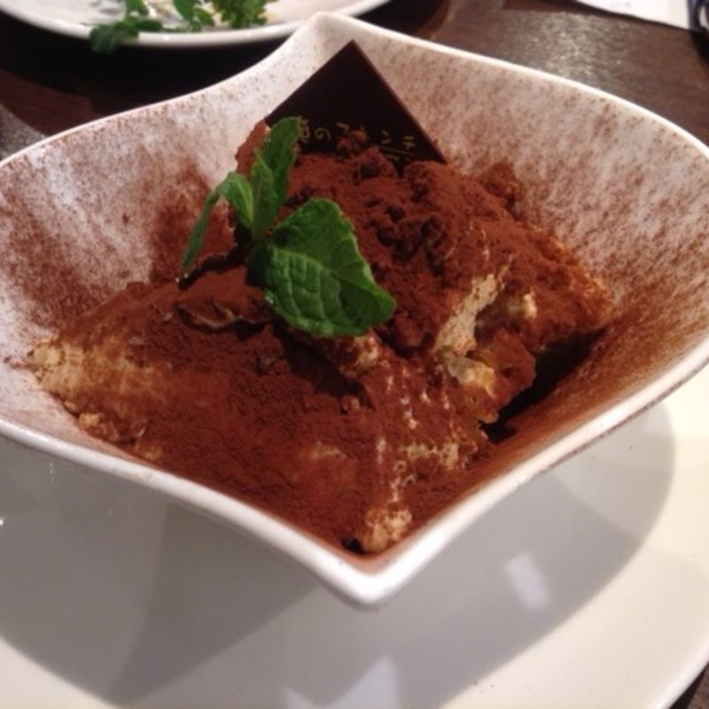 俺のティラミス(俺のフレンチ・イタリアン 松竹芸能 角座広場)