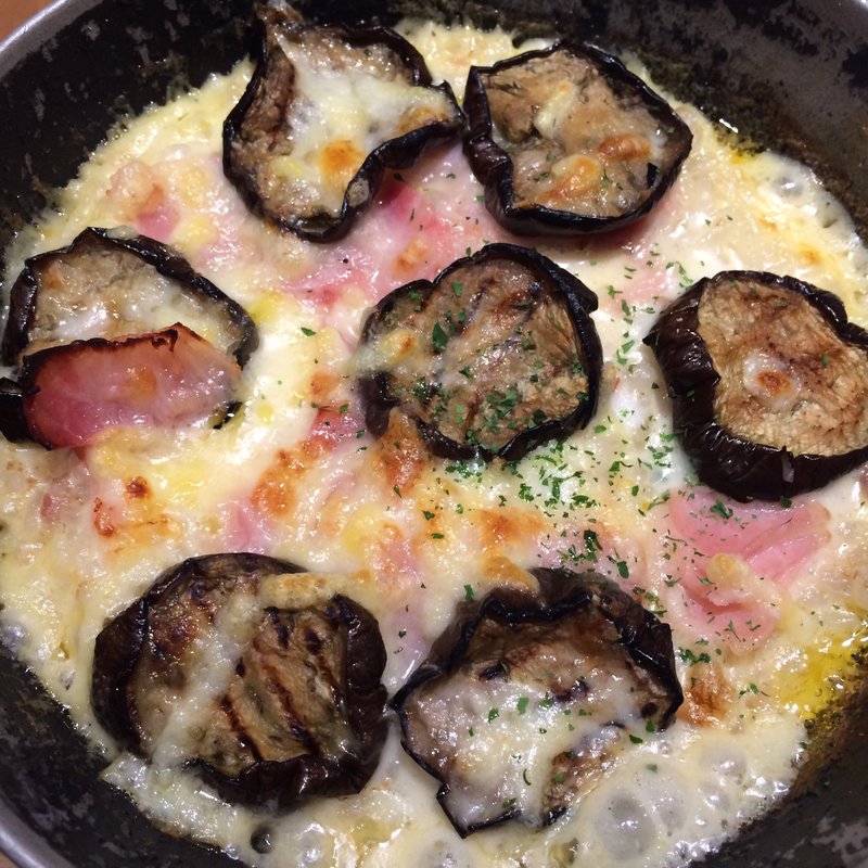 ナスとベーコンのクリームドリア(神戸元町ドリア 東京ドームシティラクーア店)