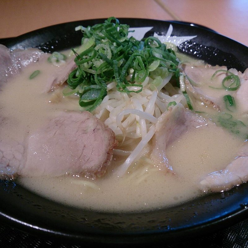 鶏白湯中華そば(京都中華そば 天天有 モザイクモール港北店 （京都中華そば TENTENYU）)