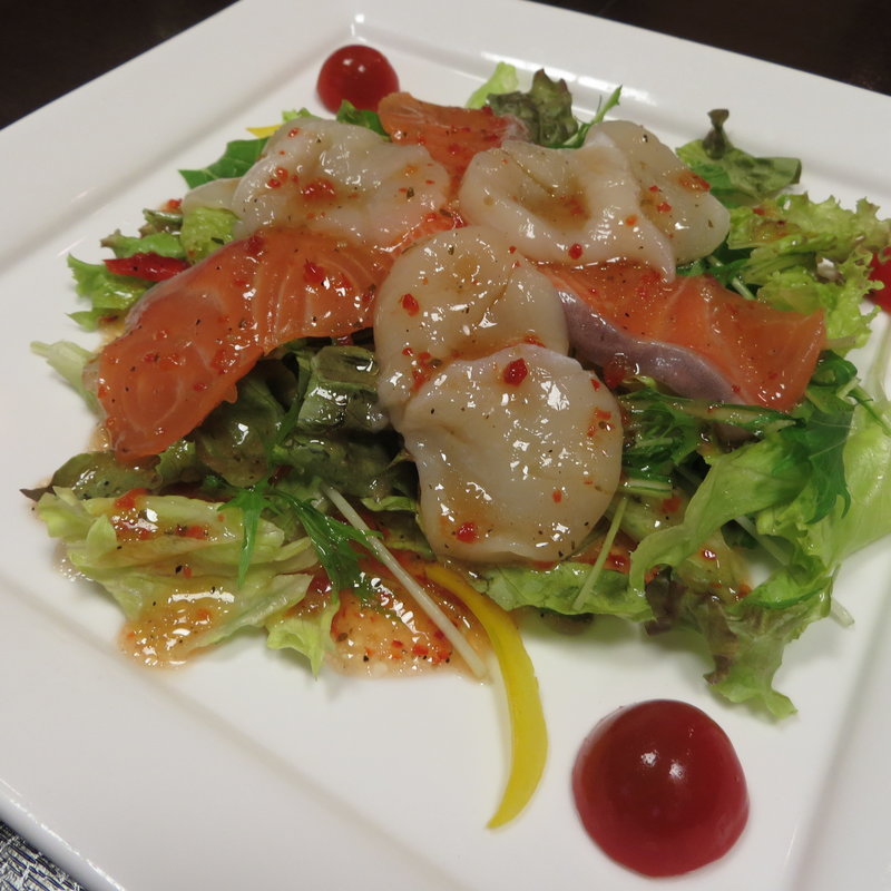 帆立とサーモンのカルパッチョ(采帆久亭)