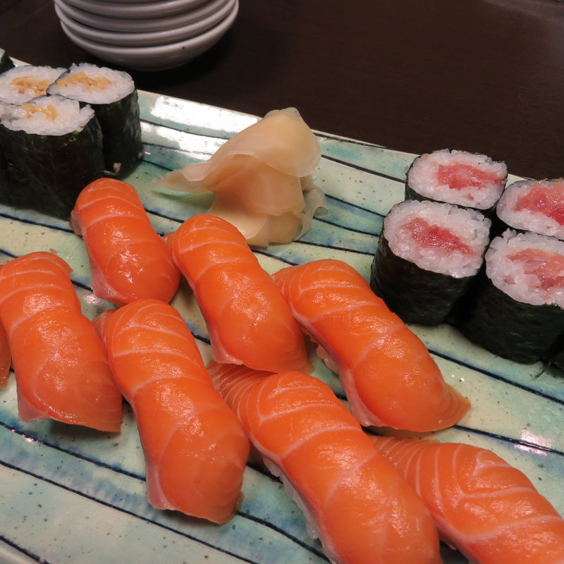 サーモンの握り(采帆久亭)