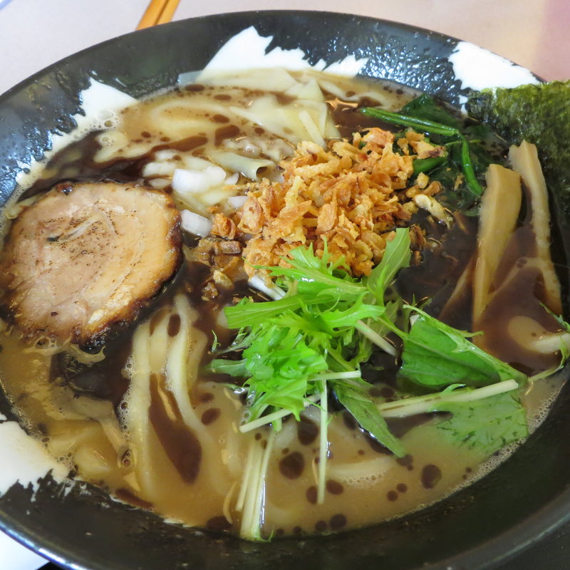 黒こってりラーメン(朝日屋 （あさひや）)