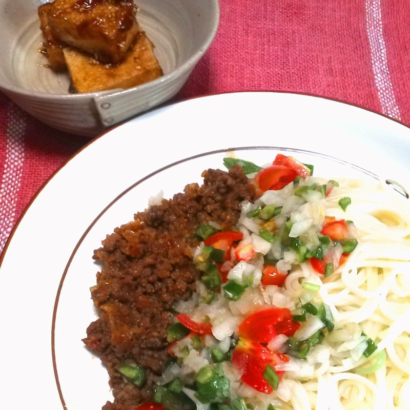 肉そぼろそうめん(丘の上 C-flat （シー フラット）)