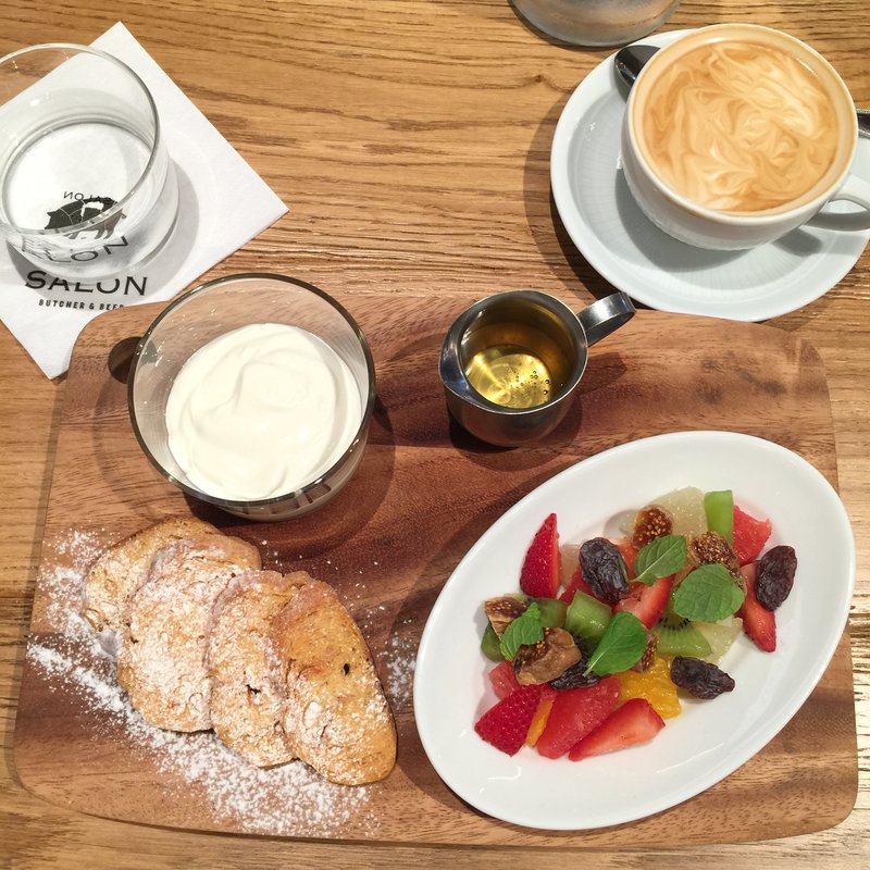 アシェット デ フリュイ(SALON BUTCHER & BEER（サロン ブッチャー アンド ビア） サロン ブッチャー アンド ビア NEWoMan新宿)