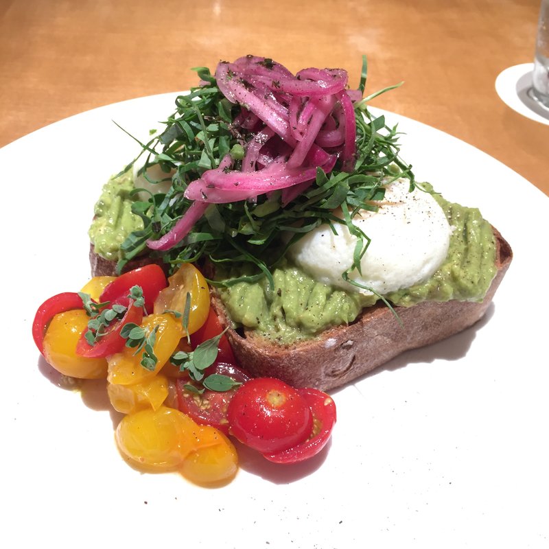 アボカドトースト(Sarabeth's ルミネ新宿店)