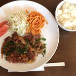 日本橋肉問屋直送日本産牛のスタミナ焼きとライスとサラダのSET(UCHI's Café)