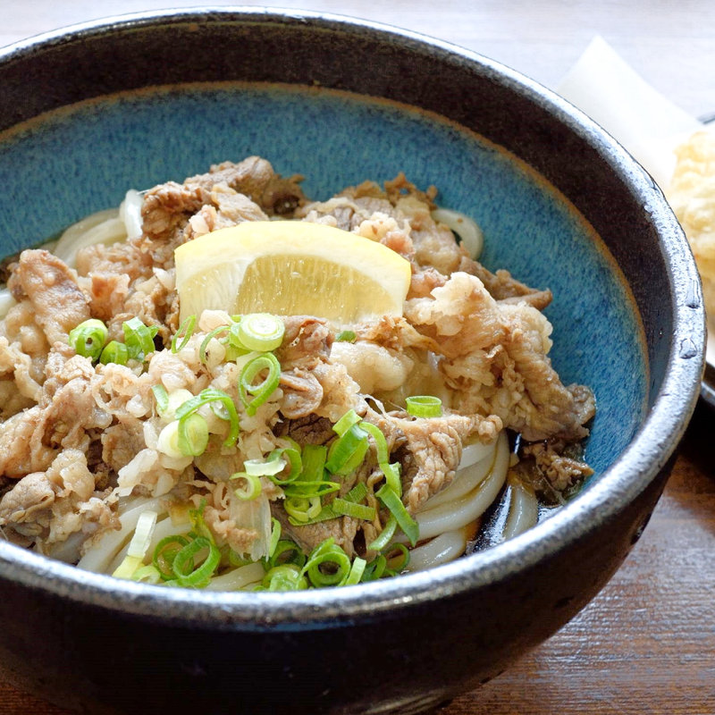 肉ぶっかけ冷(麦のへそ )