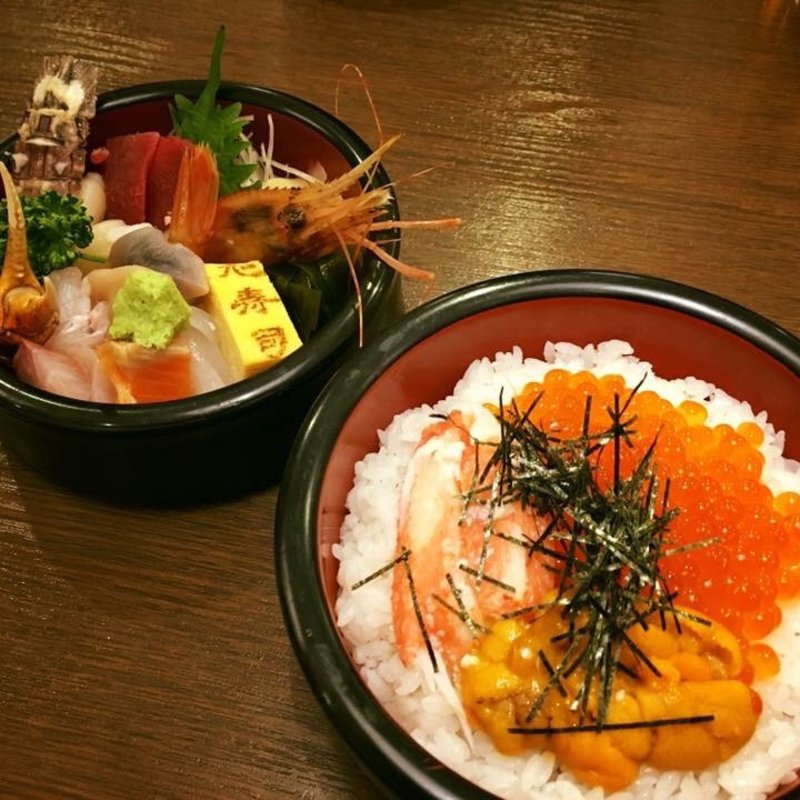 海鮮丼(おたる旭寿司)
