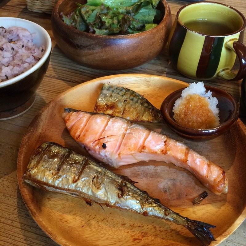 焼き魚3種盛り定食(ネマルカフェ （nemaru cafe）)