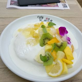 ココナッツとパッションパインのパンケーキ(Cafe Kaila 表参道店 （カフェ・カイラ）)