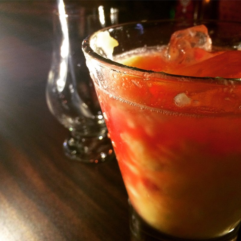 桃のカクテル(テラマチバー カクテルアンドハート （寺町BAR Cocktail&Heart）)