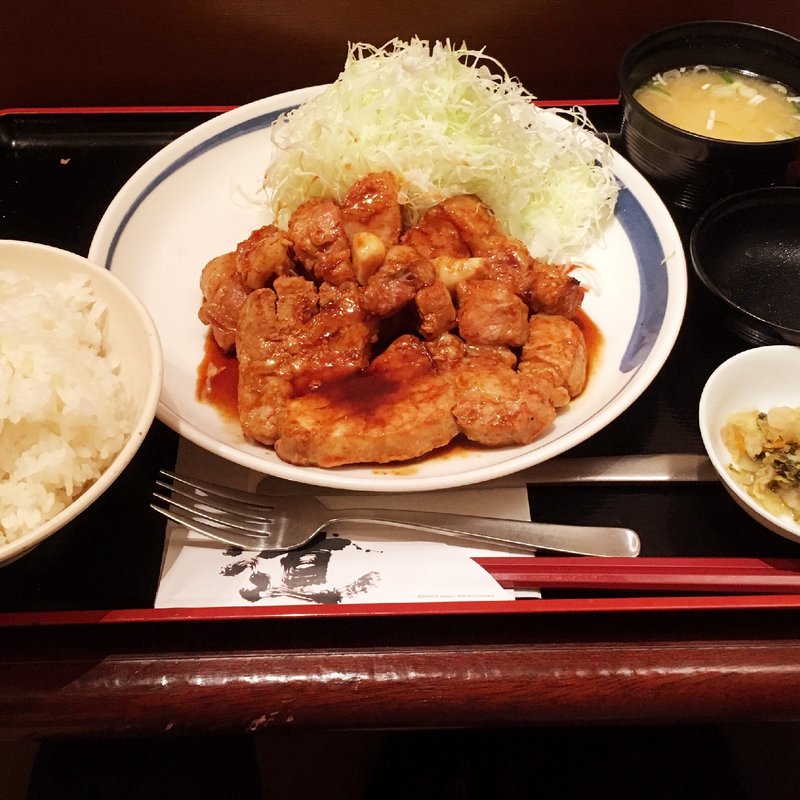 メガ盛とんてき定食(ぎおん亭 交通センター店)