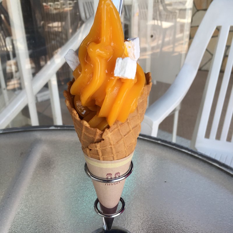 ソフトクリームマホガニー(ピエール・エルメ・パリ ホテルニューオータニ店)