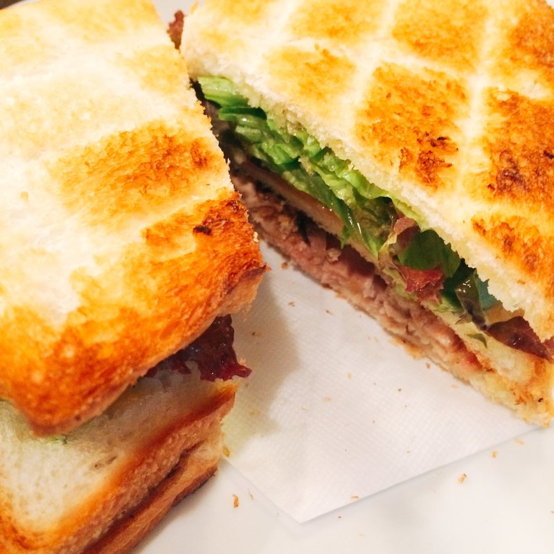 ローストチキンサンド(雑伽屋 )