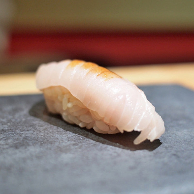 イカの握り(喜邑 （㐂邑）)