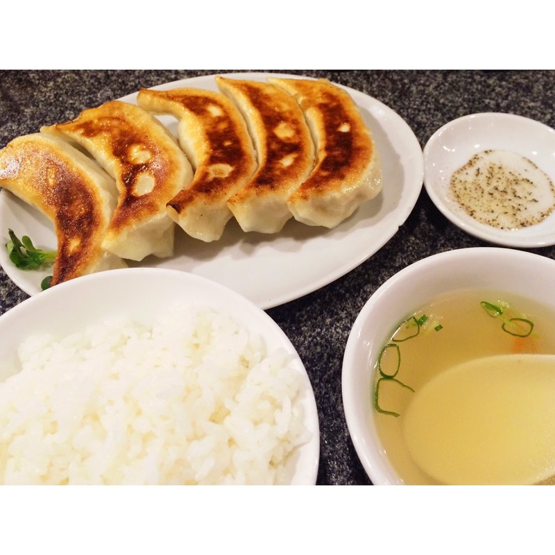 黒豚餃子定食(じなんぼ)