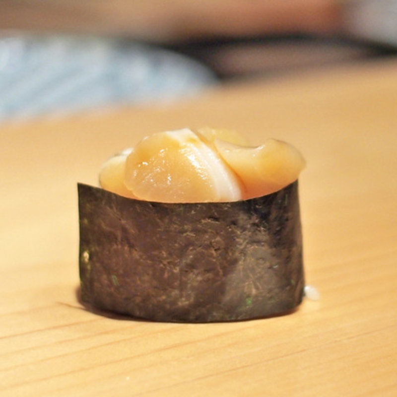 帆立貝の軍艦(鮨 尚充(たかみつ))