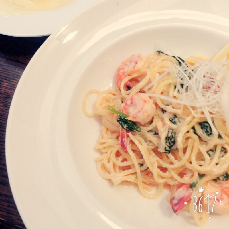 エビとほうれん草のたらこクリーム(一丁目 沼津店 )