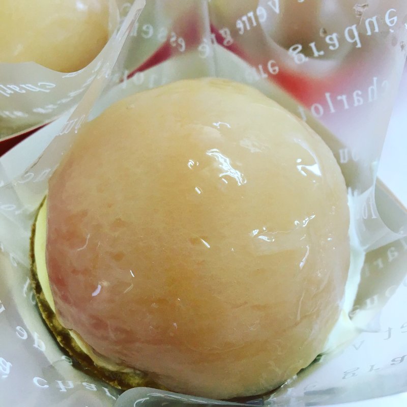 桃のコンポートのタルト(パティスリー・フルール)