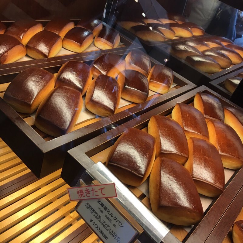 ミルクパン(ブーランジェリースドー)