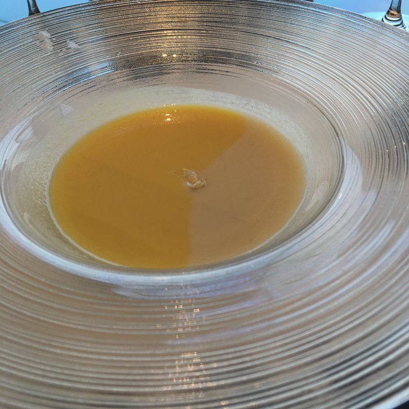 2種類のスーパースィートコーンを使った贅沢なポタージュ(アマンダルブルー鎌倉)