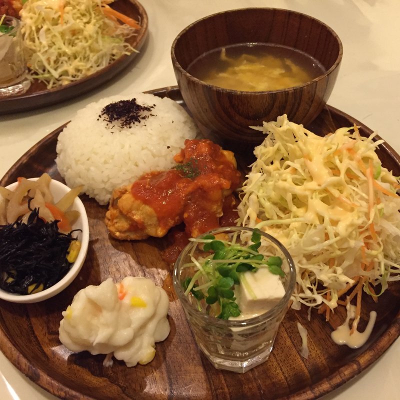 おばんざいプレート(コトコトヒロバ )