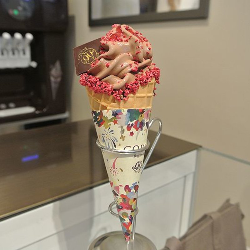 ダブルチョコレートラズベリー＆ローズ(ゴディバ 神戸ハーバーランドumie)