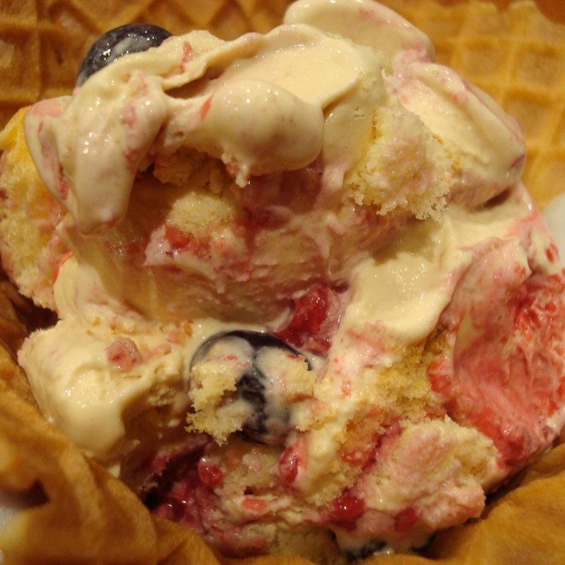 ストロベリーティーケーキ(コールド・ストーン・クリーマリー 横浜ランドマークプラザ店)