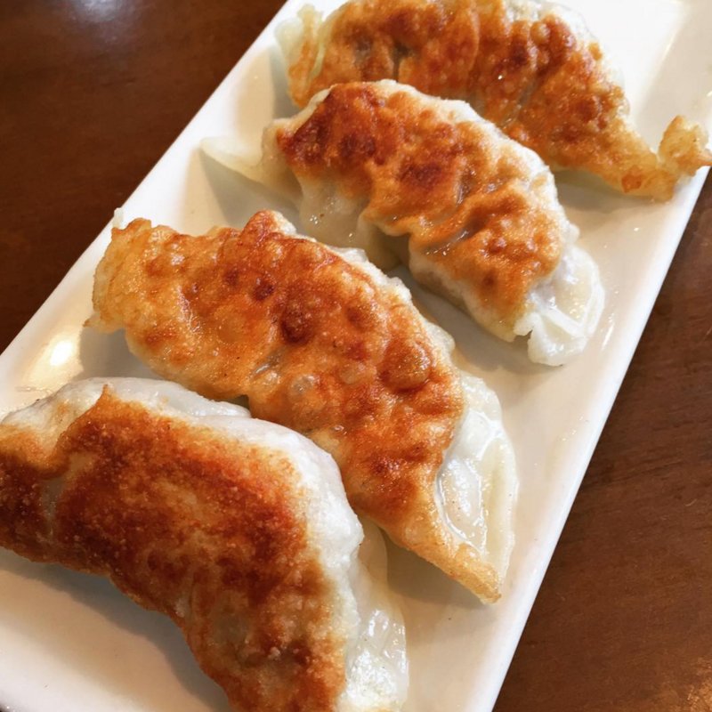 海老入り焼き餃子(鎮海楼 （ちんかいろう）)