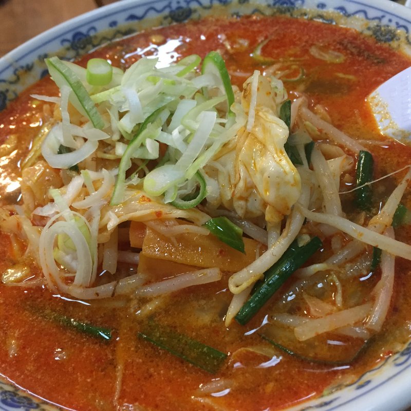 塩たんたん麺(食堂関山 )