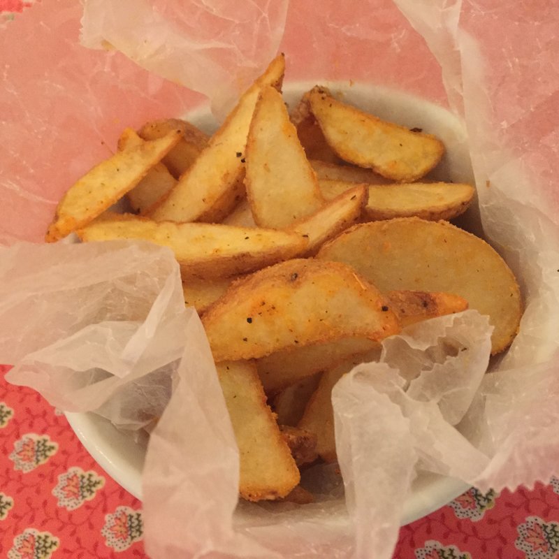フライドポテト(特製トムヤムソルト)(マンゴツリーカフェ 恵比寿 （【旧店名】マンゴ カフェ）)