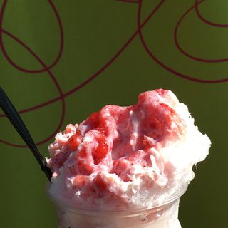 かき氷（いちごミルク）(船橋屋こよみ 広尾店)