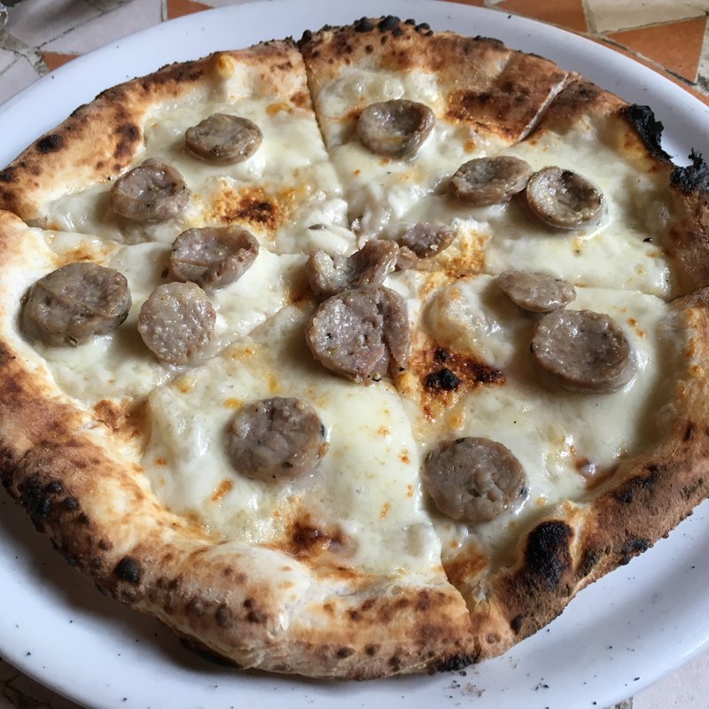 PranzoB（サルシッチャ）(ピッツェリア キアッキェローネ PIZZERIA CHIACCHIERONE)