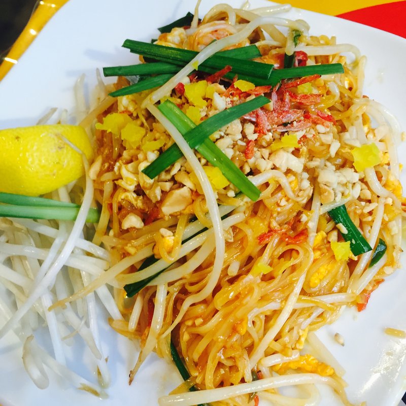 パッタイ(サバイディー)