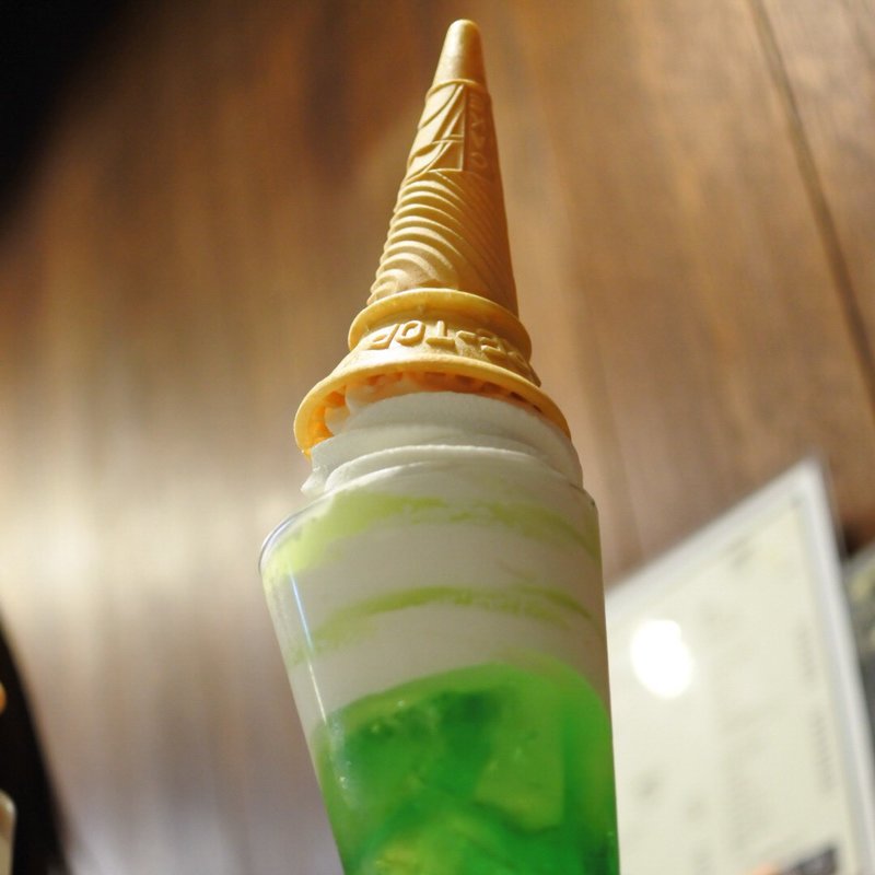 クリームソーダ(喫茶デン)