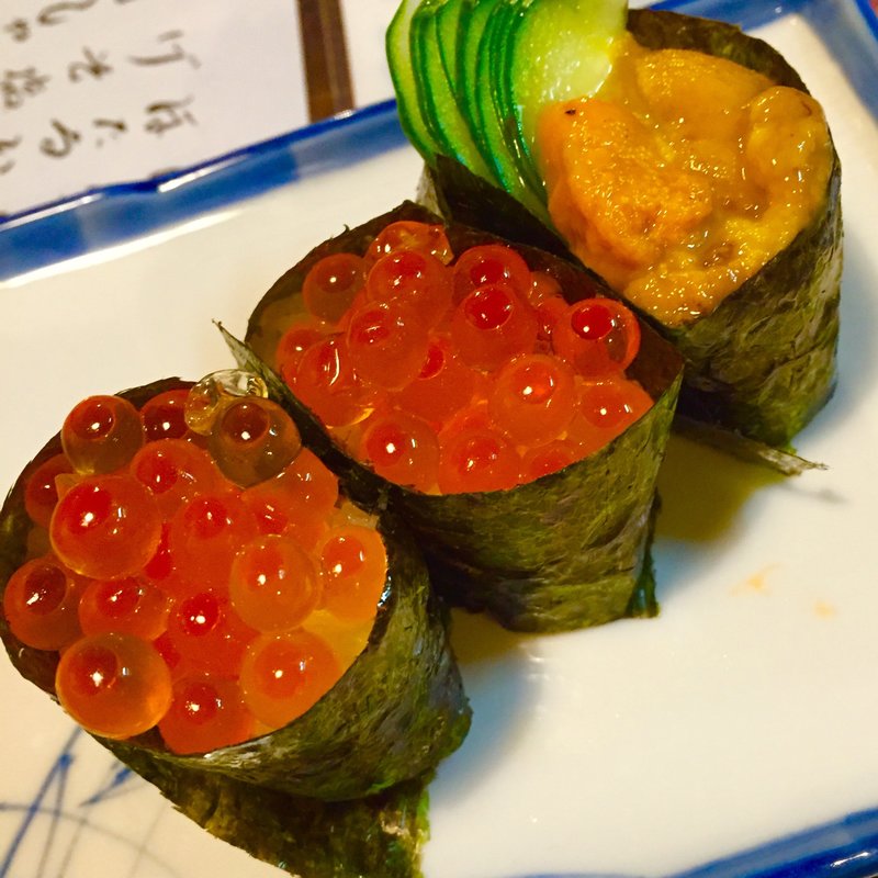 いくら(立ち寿司 まぐろ一徹 京橋店)