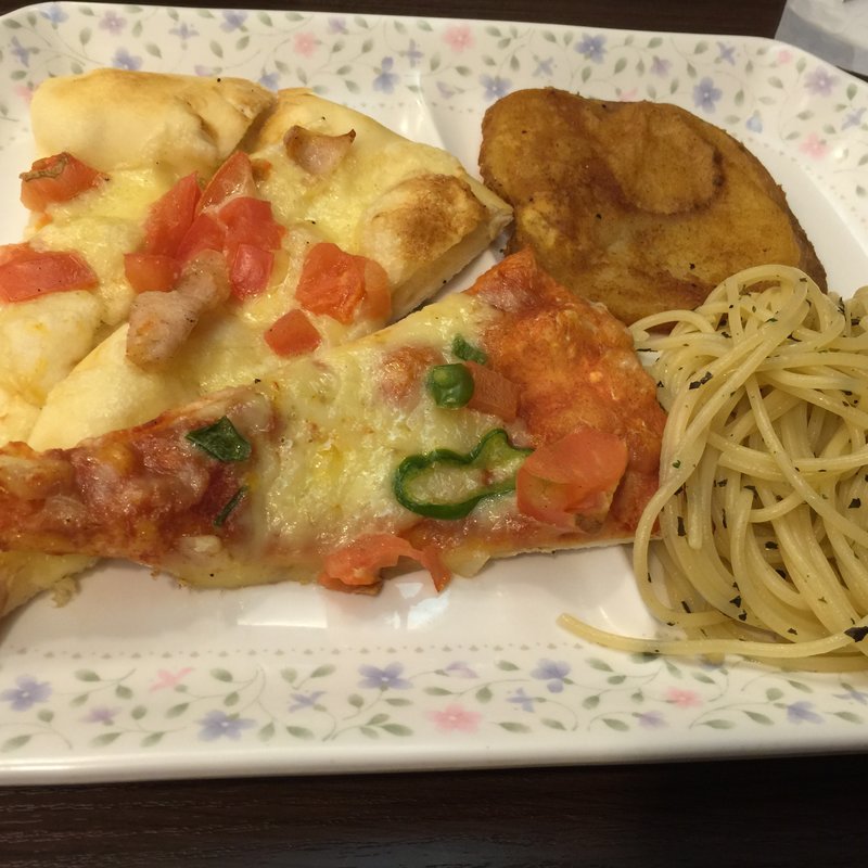 ランチ食べ放題(シェーキーズ 新京極店 )